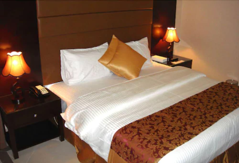Paragon Hotel Apartments Abu Dhabi Exterior foto
