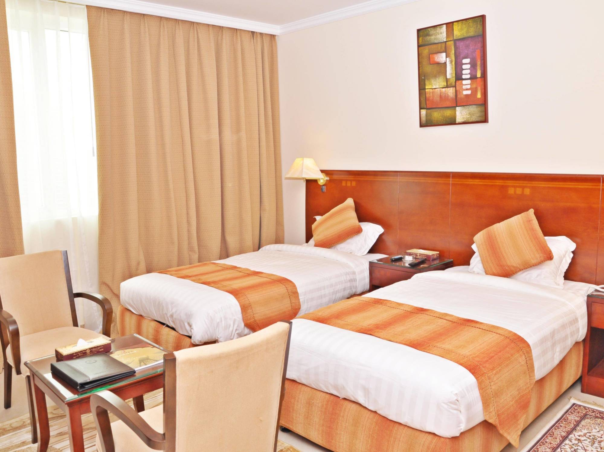 Paragon Hotel Apartments Abu Dhabi Exterior foto